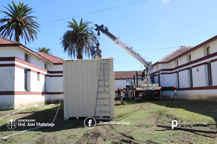 Colocaron el contenedor que funcionar como oficina para el archivo de