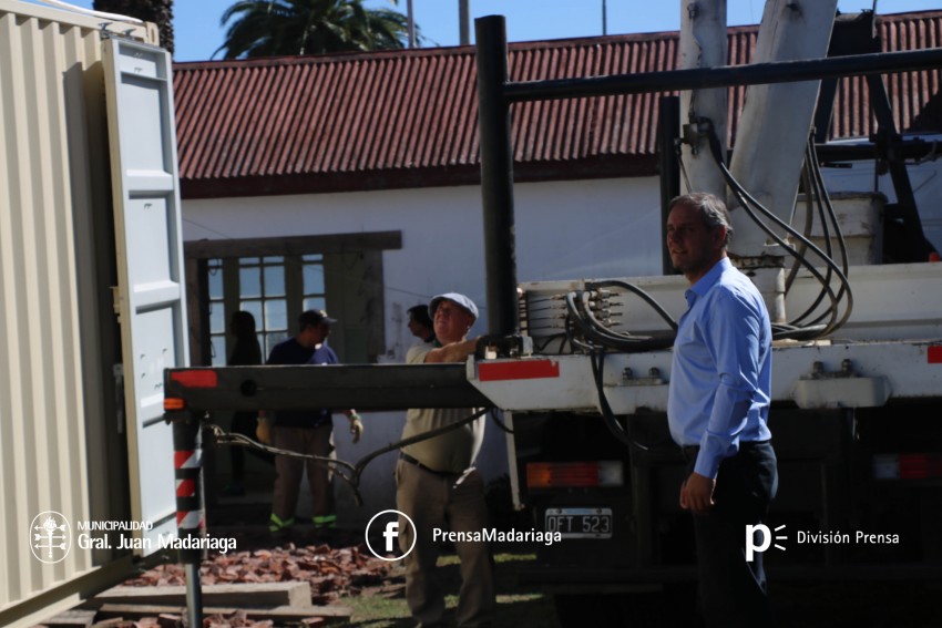 Colocaron el contenedor que funcionar como oficina para el archivo de