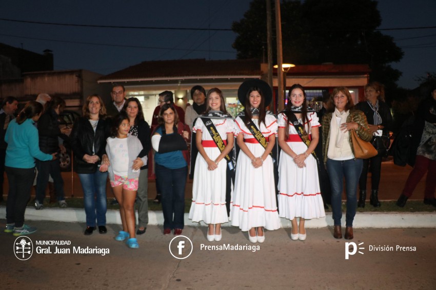 Presentaron los estandartes de Argentino Luna ubicados en la calles de