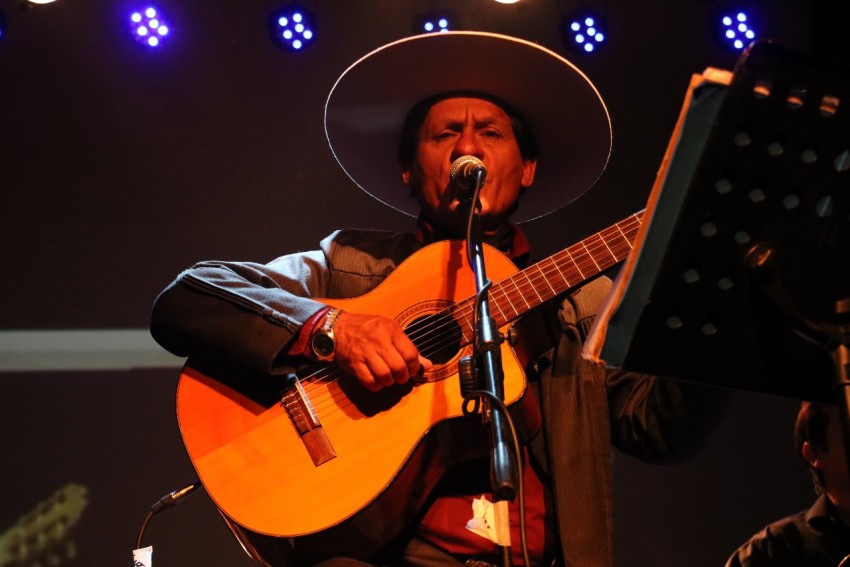 Los Saraseos recordaron a Argentino Luna en su flamante Centro Cultur