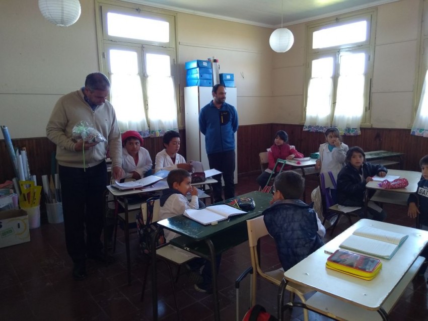 Espacio Mujer elabor 4 mil huevos de pascuas que fueron repartidos en