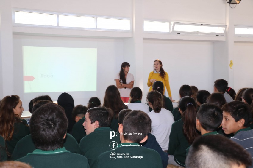 Personal de Bromatologa brind una charla informativa en la Escuela A