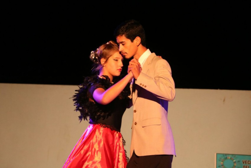 Folclore en los Barrios tuvo su noche de cierre en el Anfiteatro del B