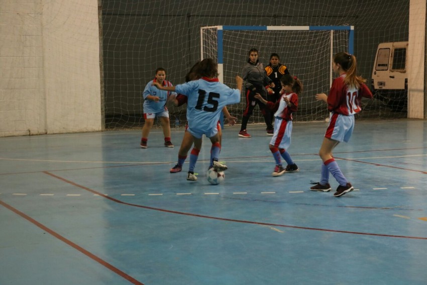 Quedaron inaugurados los vestuarios del Polideportivo y el Torneo Arge