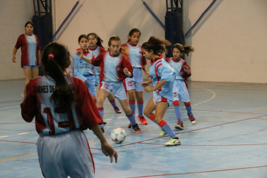 Quedaron inaugurados los vestuarios del Polideportivo y el Torneo Arge