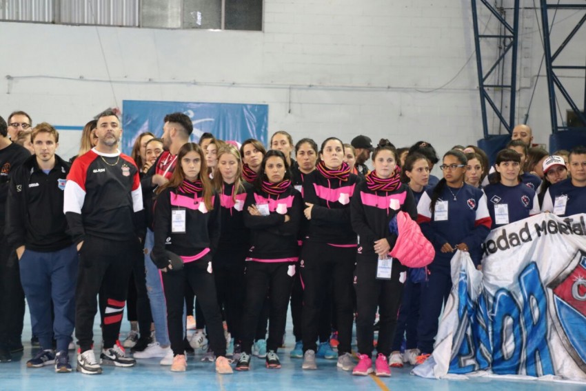 Quedaron inaugurados los vestuarios del Polideportivo y el Torneo Arge