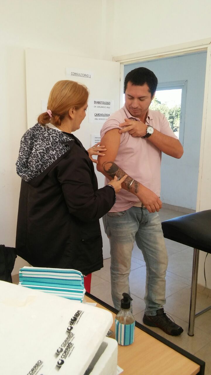 La campaa descentralizada de vacunacin par por el Quintanilla