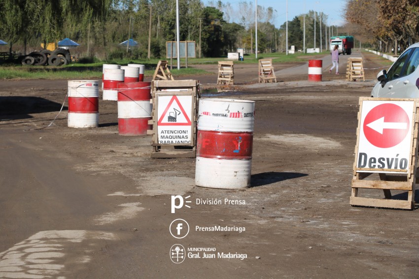Amplan la calzada en Illia y Pellegrini