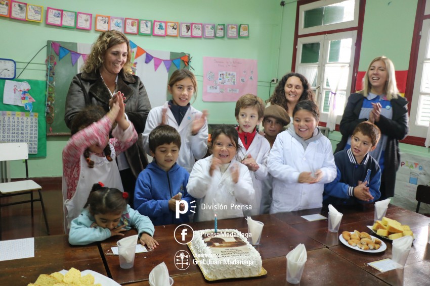 La Escuela N 4 del Paraje Juan Chico celebr sus 90 aos