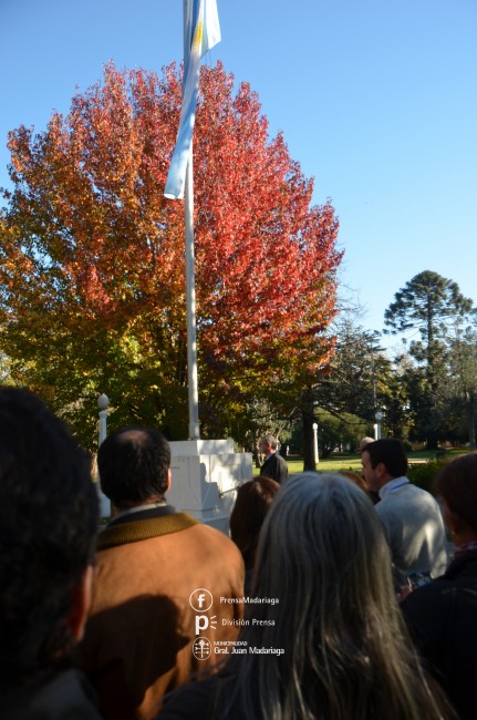 Coro, msica y baile en los actos por el 25 de Mayo