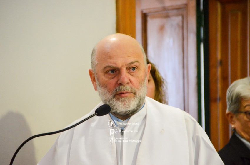 Coro, msica y baile en los actos por el 25 de Mayo