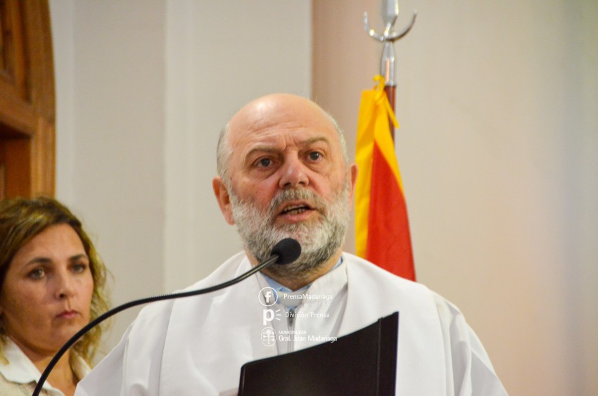 Coro, msica y baile en los actos por el 25 de Mayo