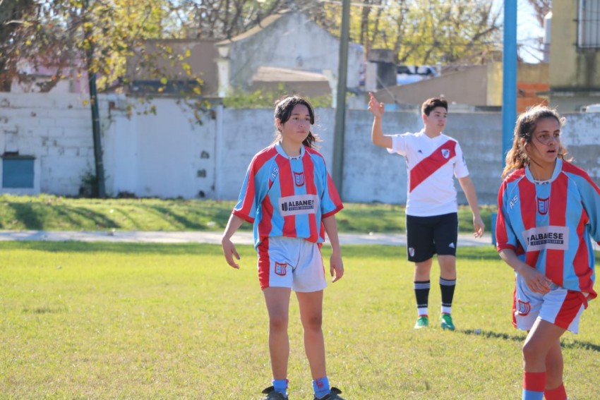 Divisiones infantiles tuvieron su encuentro futbolstico en el Polidep