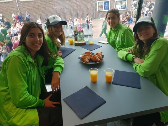 Arribaron a China las madariaguenses que nos representan en ftbol