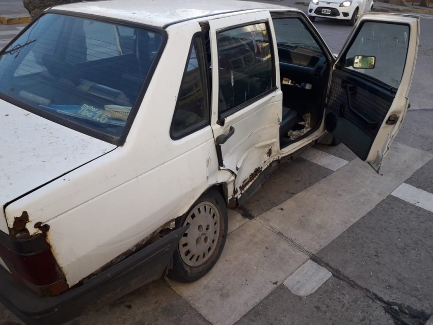 Choque en pleno centro dej dos heridos