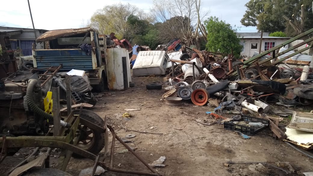 Procedimiento en un desarmadero que tena ms de 500 piezas y vehculo