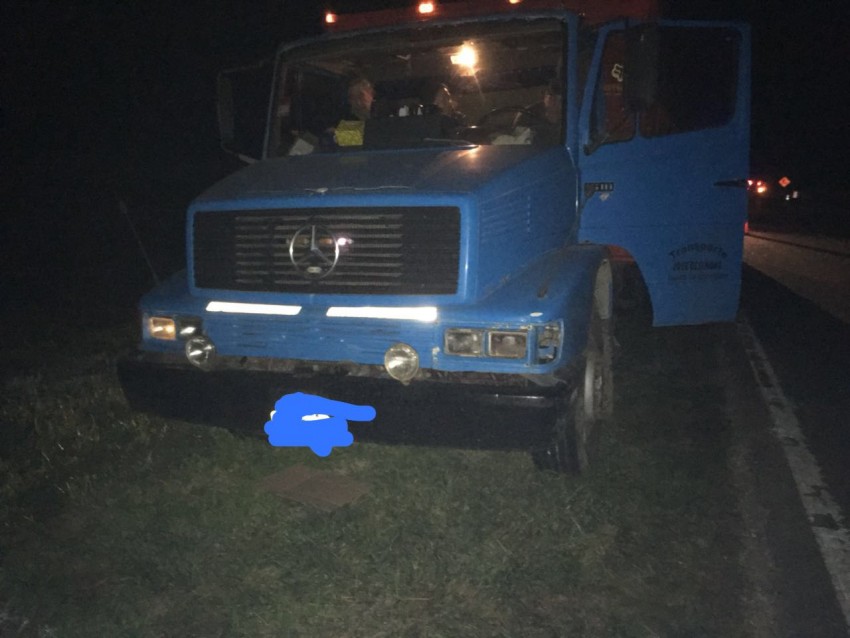 Choque entre camin y auto en la Ruta 56 deja un herido