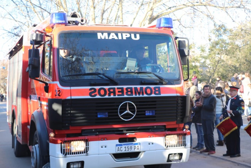 El desfile de gala de los Bomberos Voluntarios en fotos