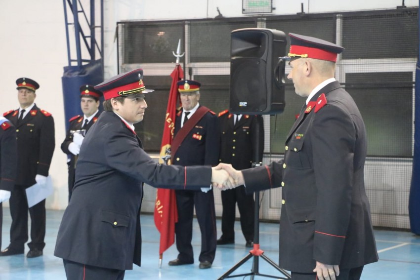 Se realiz el acto castrense de los Bomberos Voluntarios en el Polidep