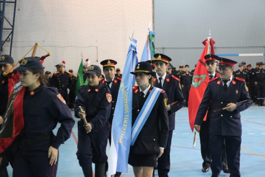 Se realiz el acto castrense de los Bomberos Voluntarios en el Polidep