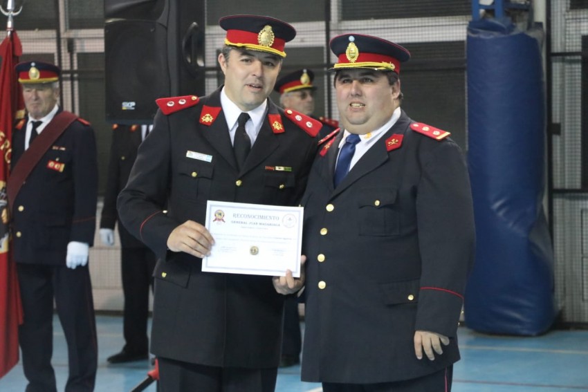 Se realiz el acto castrense de los Bomberos Voluntarios en el Polidep