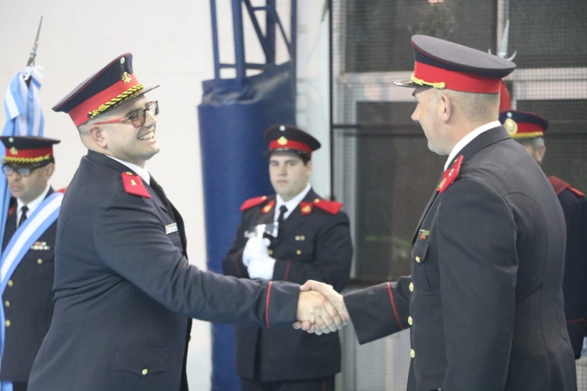Se realiz el acto castrense de los Bomberos Voluntarios en el Polidep