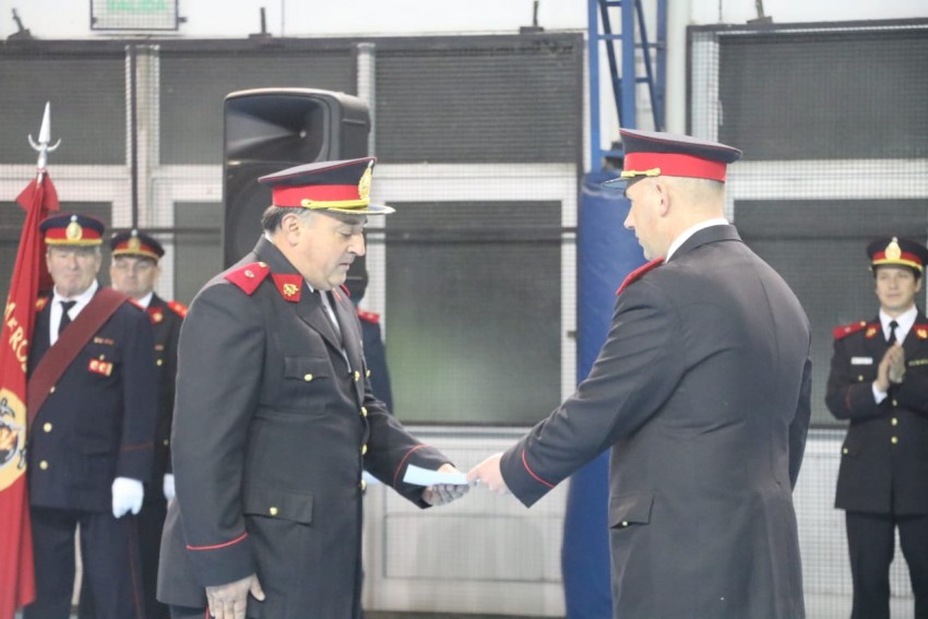 Se realiz el acto castrense de los Bomberos Voluntarios en el Polidep
