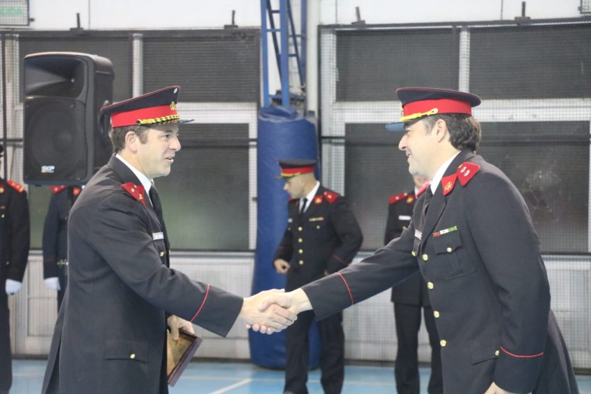 Se realiz el acto castrense de los Bomberos Voluntarios en el Polidep