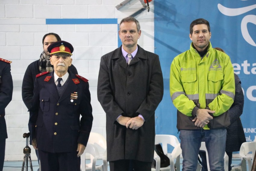 Se realiz el acto castrense de los Bomberos Voluntarios en el Polidep