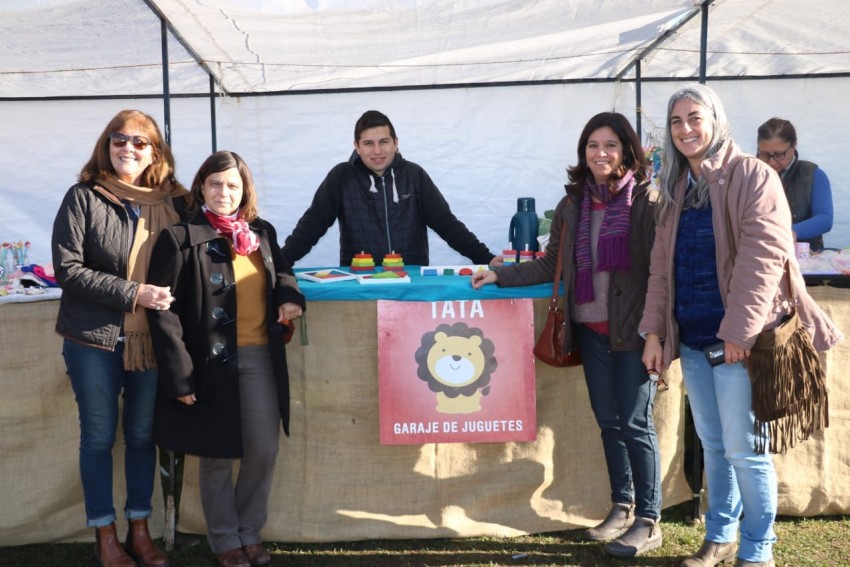 Funcionarios municipales participaron del acto de apertura de la Fiest