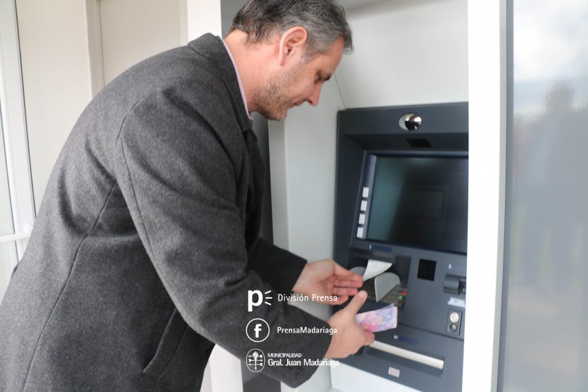 Inauguraron los cajeros automticos y ya quedaron en funcionamiento