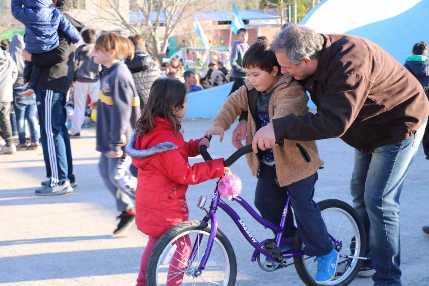 El festejo del da del nio moviliz a 2.000 personas por el Paseo del
