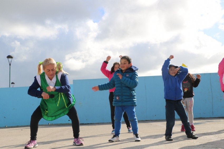 El festejo del da del nio moviliz a 2.000 personas por el Paseo del