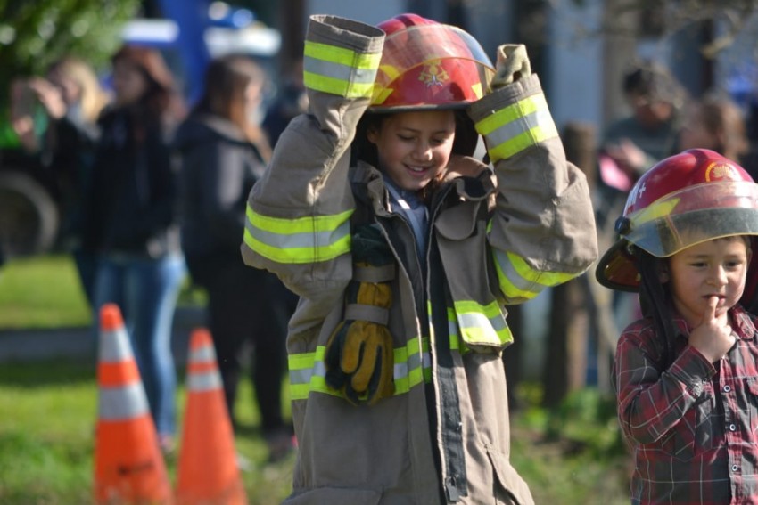 Ms de 30 chicos festejaron el da del nio en Macedo con juegos, rega