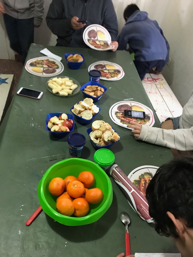 Brindaron un taller de nutricin en la Casa del Adolescente