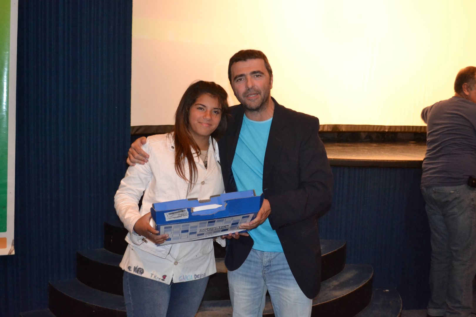 Popovich en la entrega de netbooks