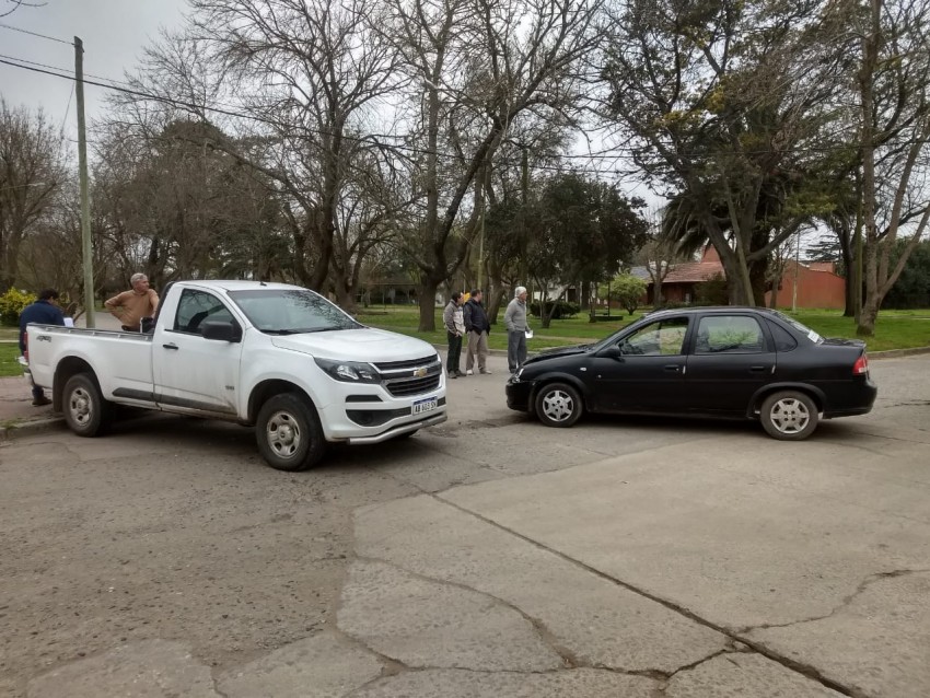 Siniestro vial deja una mujer herida