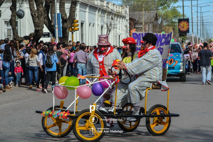 Madariaga vivi la estudiantina ms convocante de su historia en el Pr