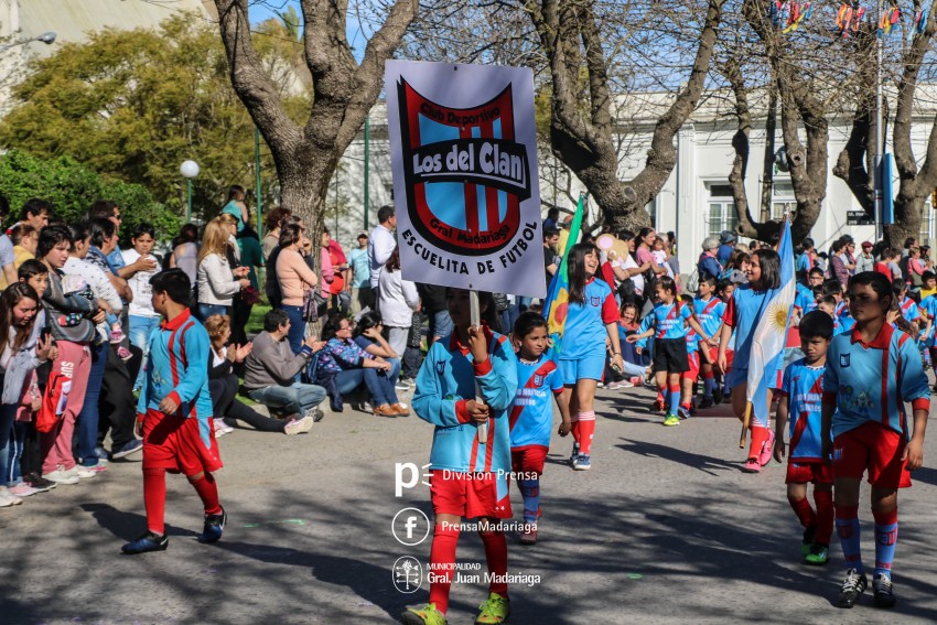 Estudiantina 2018: Galera de fotos de una tarde inolvidable