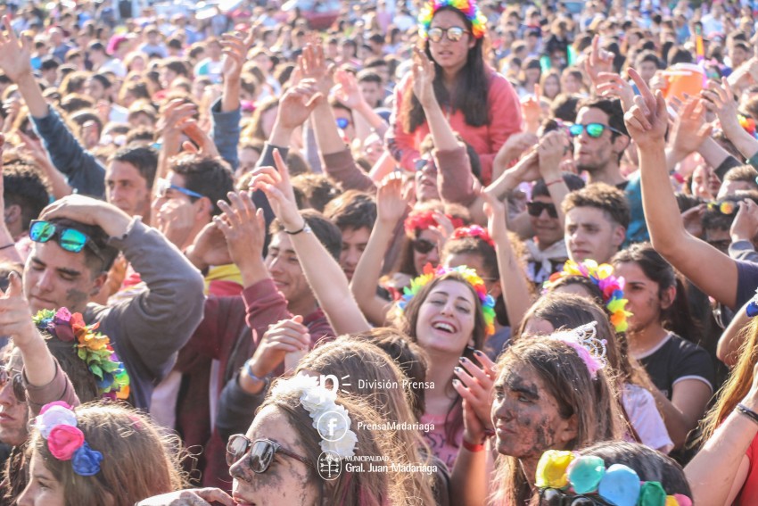 Estudiantina 2018: Galera de fotos de una tarde inolvidable