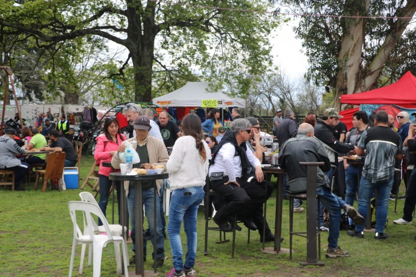 El motoasado reuni a ms de 500 participantes que llegaron de distint