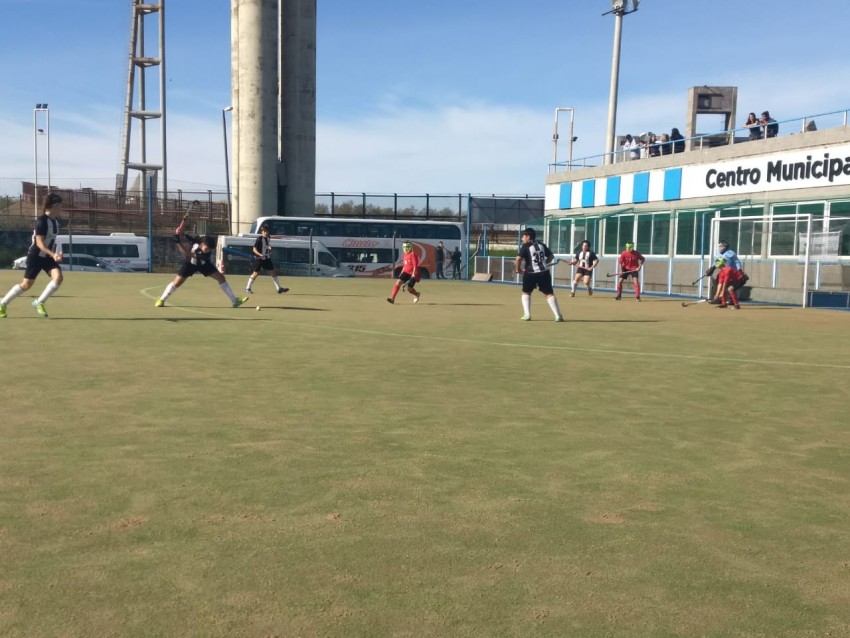 Madariaga logr ganar la primera ronda en Ajedrez, Futbol Especial y B