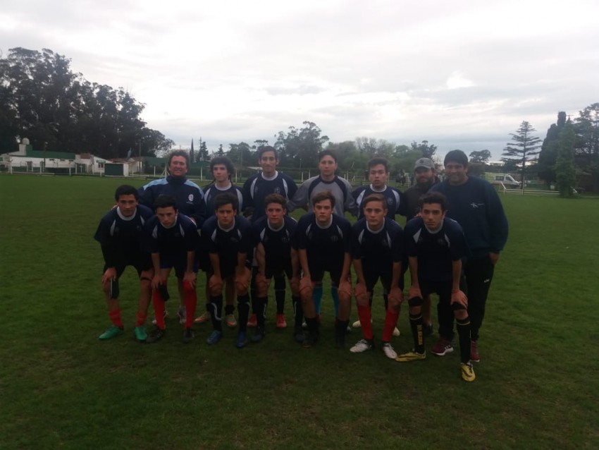 Madariaga logr ganar la primera ronda en Ajedrez, Futbol Especial y B