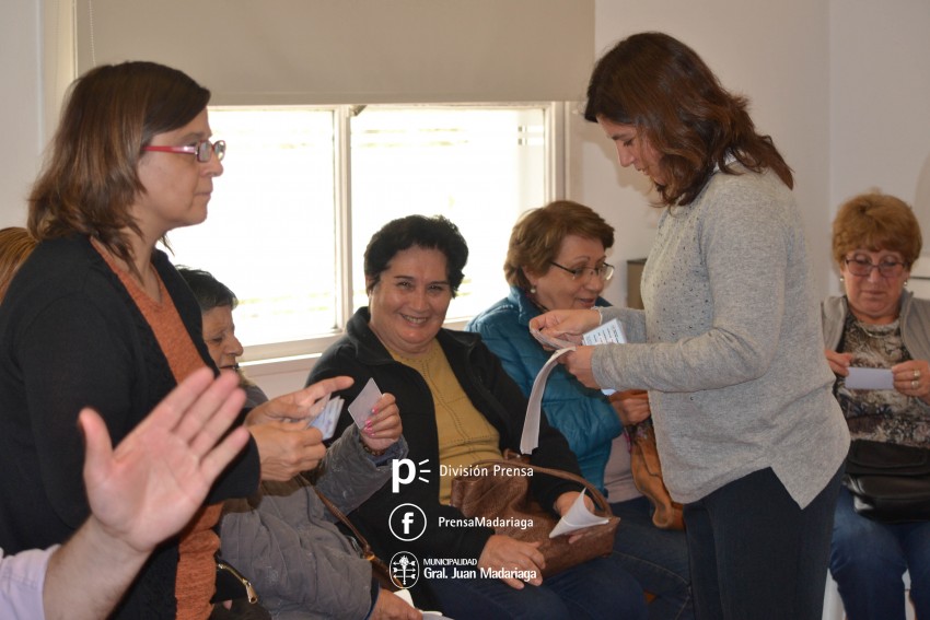 Muni-Descuentos: se realiz la entrega de credenciales a jubilados mun