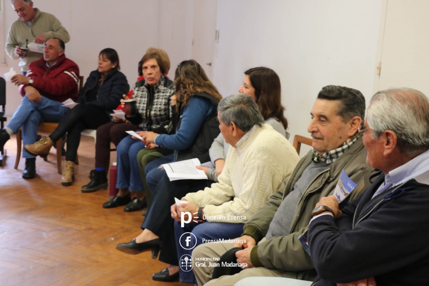 Muni-Descuentos: se realiz la entrega de credenciales a jubilados mun