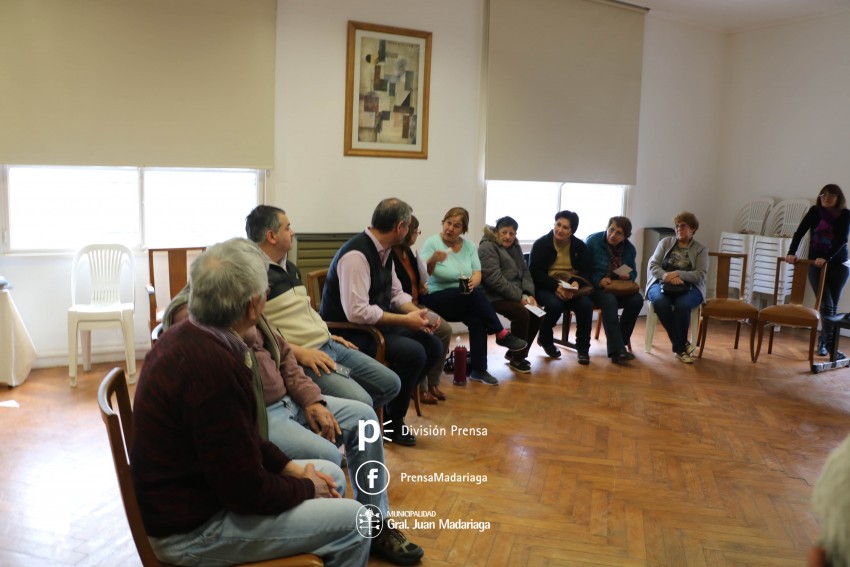 Muni-Descuentos: se realiz la entrega de credenciales a jubilados mun