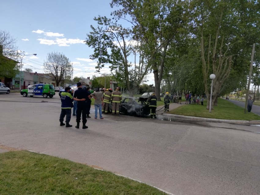 Hubo restricciones a la circulacin por el incendio de un vehculo en 