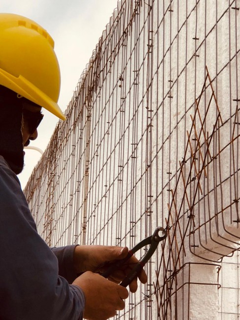 70 Viviendas: Capacitaron al personal sobre el sistema de construccin