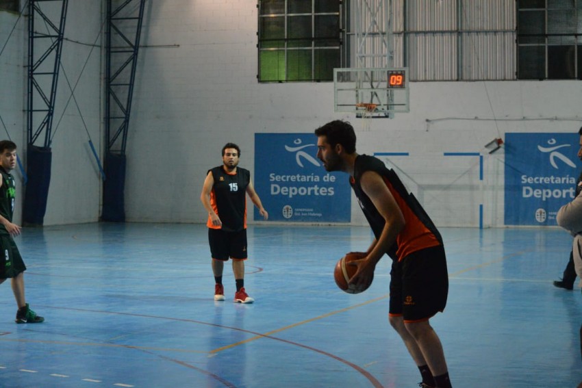 Madariaga se impuso a Social Pinamar en otra fecha del Regional de B�s