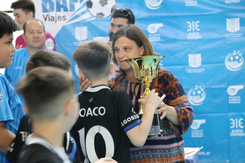 Futsal Infantil: Santos Lugares se consagr campen en el torneo BAFI 